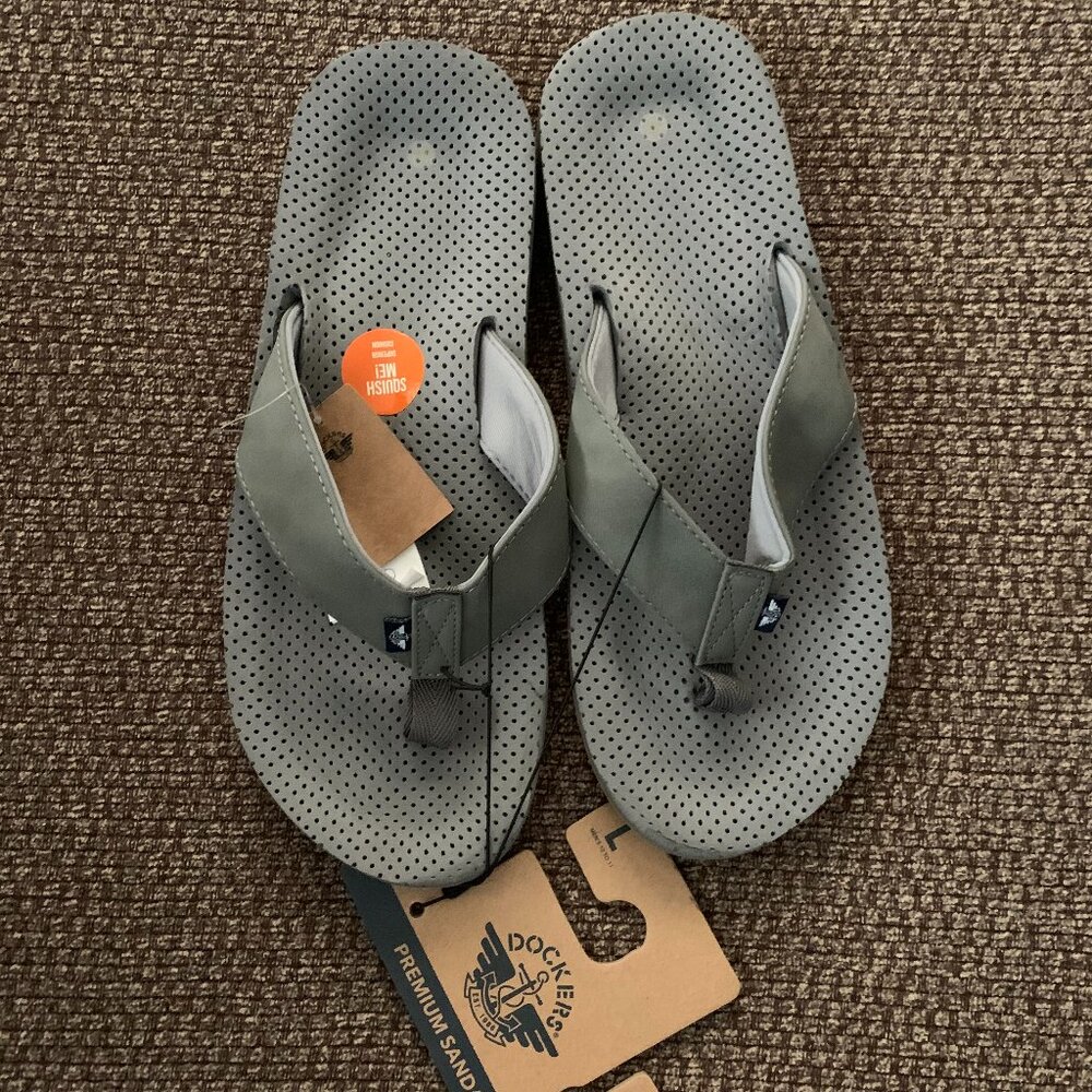 mens dockers flip flops